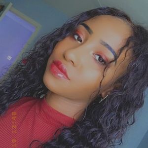 Meet your Posher, Jakeria